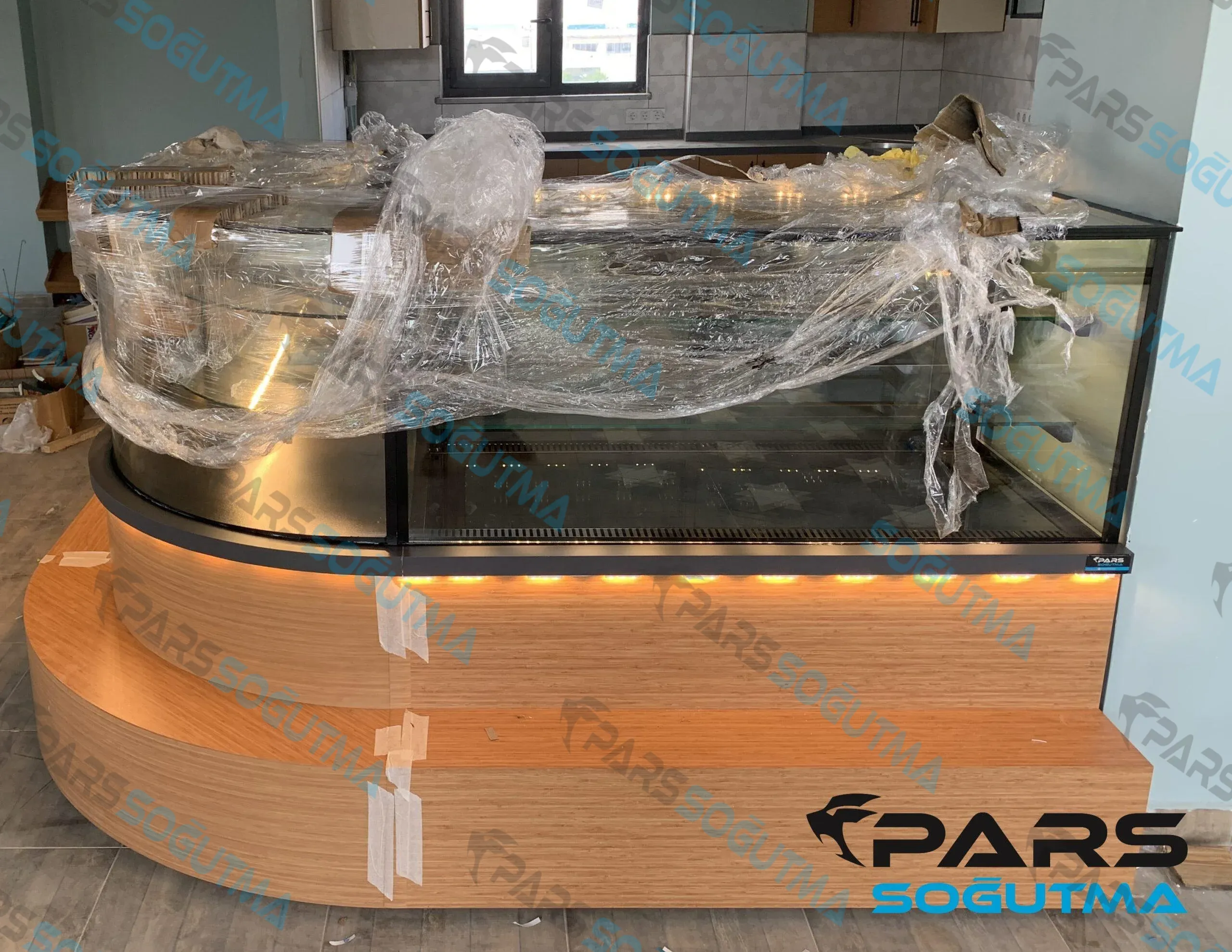 Kafe Restoran Teşhir Dolabı ürün görseli 2 - Pars Soğutma